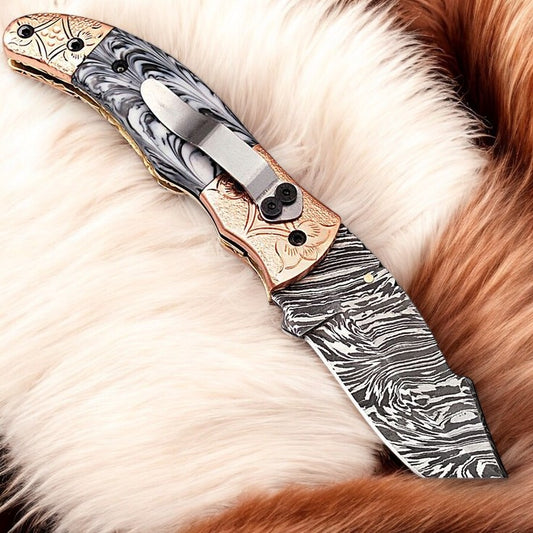 Custom Handmade Damascus Steel Clip Knife with Epoxy Resin Handle
