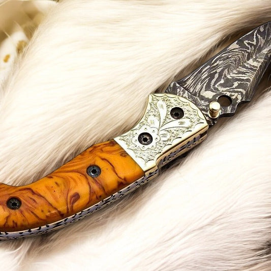 Custom Handmade Damascus Steel Everyday Carry Knife with Epoxy Resin Handle
