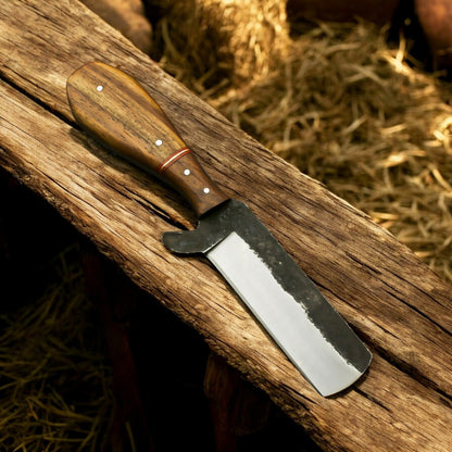 Bull Cutter Knife in Leather Sheath for Safe Storage
