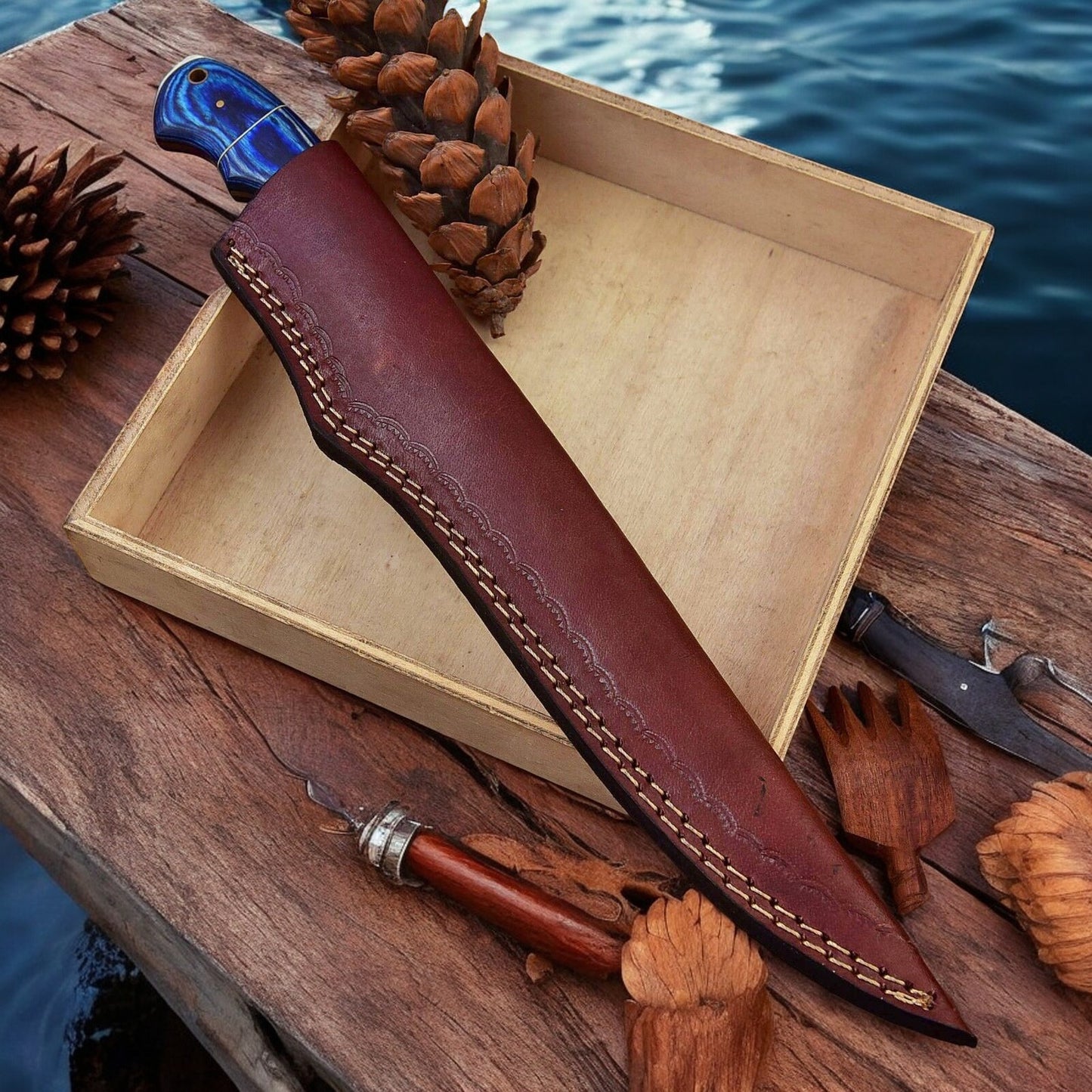 Handmade Damascus Fillet Knife with Leather Sheath and 7-inch Blade
